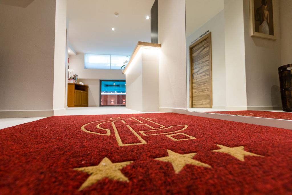 Hotel Collini 핀졸로 외부 사진