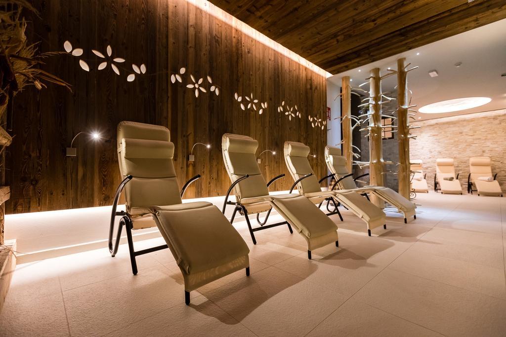 Hotel Collini 핀졸로 외부 사진